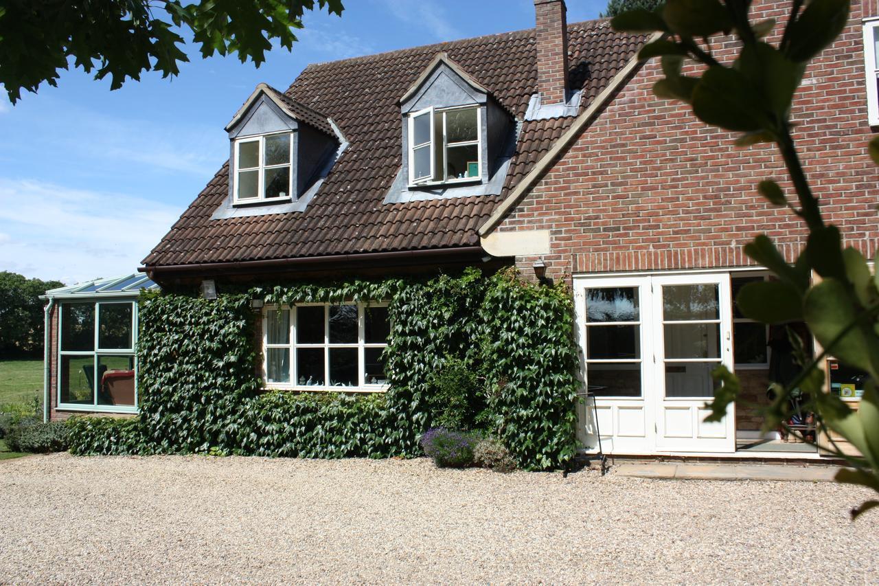 Bridge Cottage Bed And Breakfast 피터버러 외부 사진