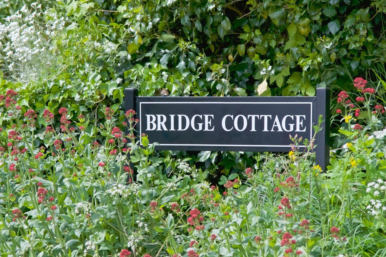 Bridge Cottage Bed And Breakfast 피터버러 외부 사진