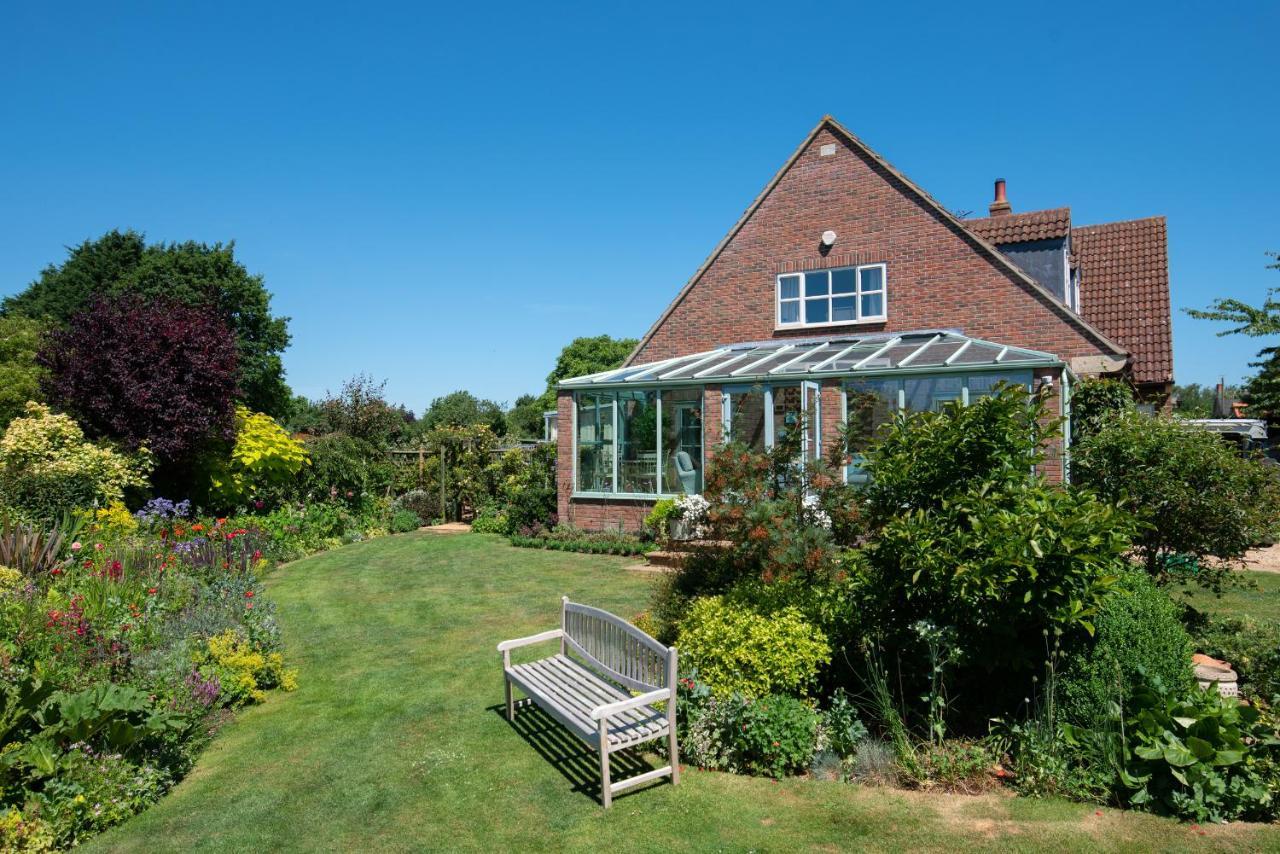 Bridge Cottage Bed And Breakfast 피터버러 외부 사진