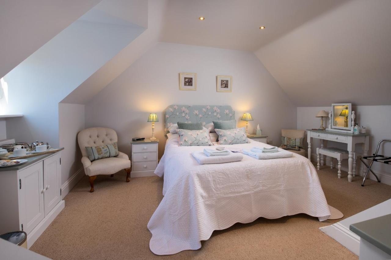 Bridge Cottage Bed And Breakfast 피터버러 외부 사진